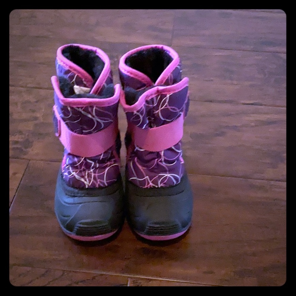 Girls snow boots